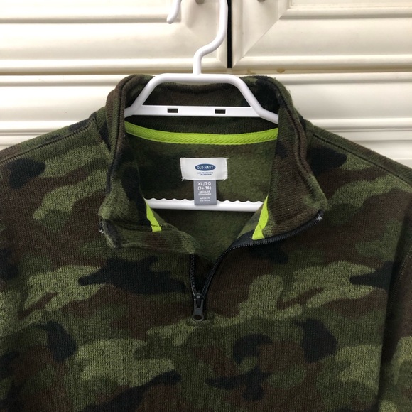 Old Navy fleece lined kids partial zip sweater - Picture 6 of 12